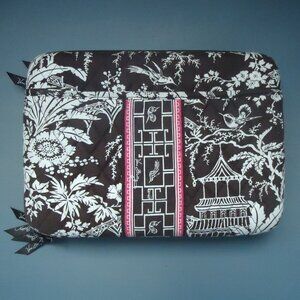 Vera Bradley laptop computer travel hardshell case.